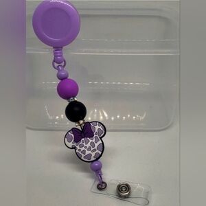 B2G1F Minnie Mouse Retractable Badge Reel, New